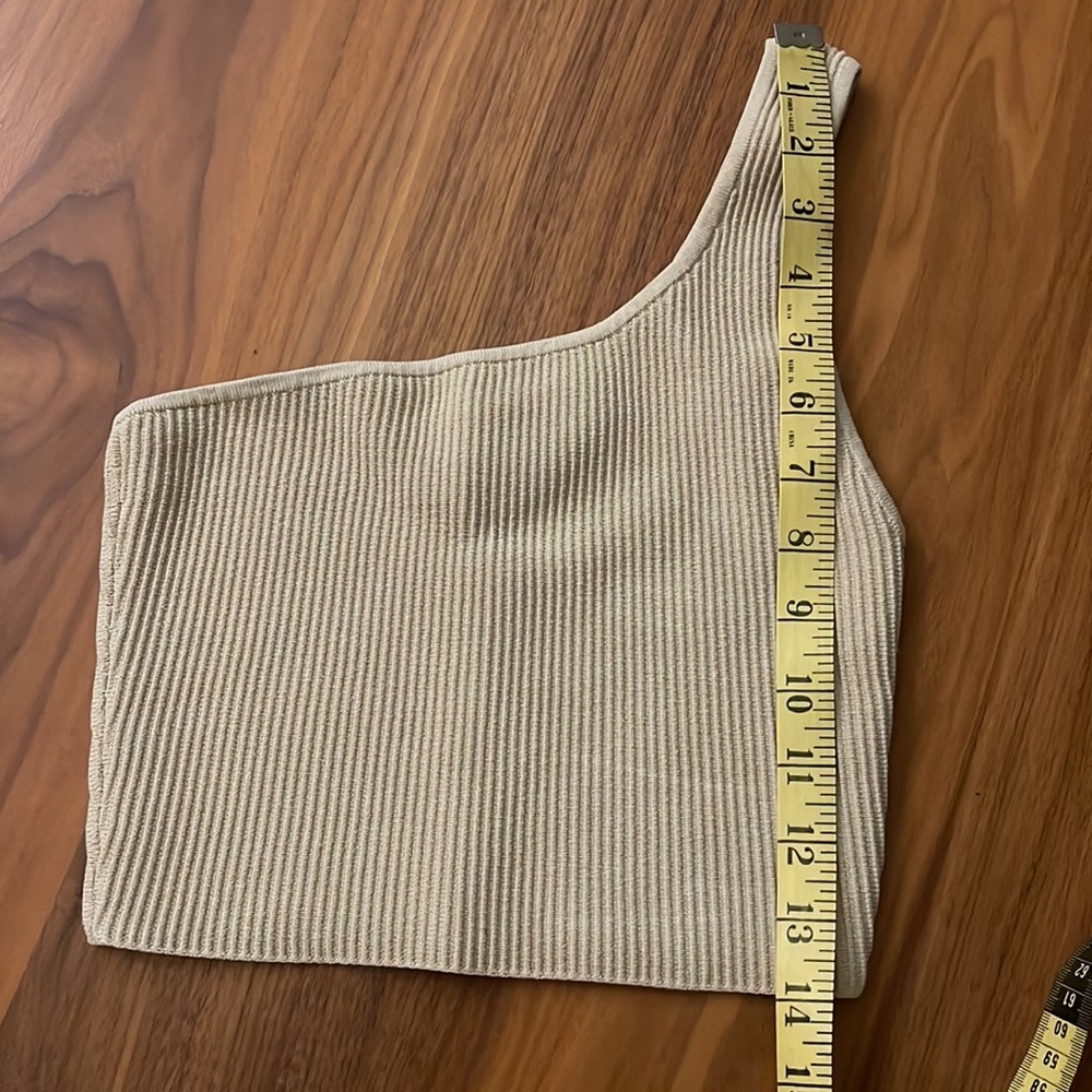 BABATON SCULPT KNIT ONE-SHOULDER CROPPED TANK ‘S’ - Picture 5 of 6